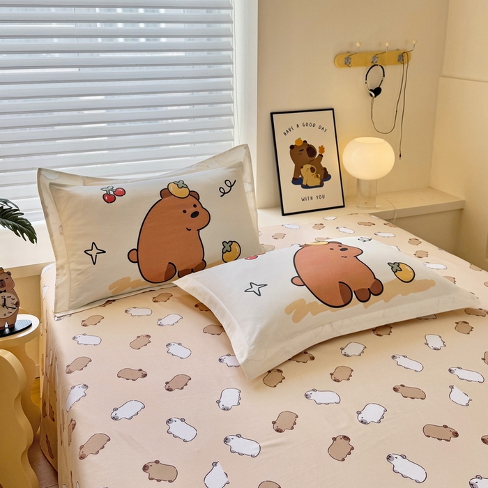 91家纺网 家纺一手货源 找家纺 蘭菲家纺 2025新款全棉大版卡皮巴拉系列四件套 豚世界