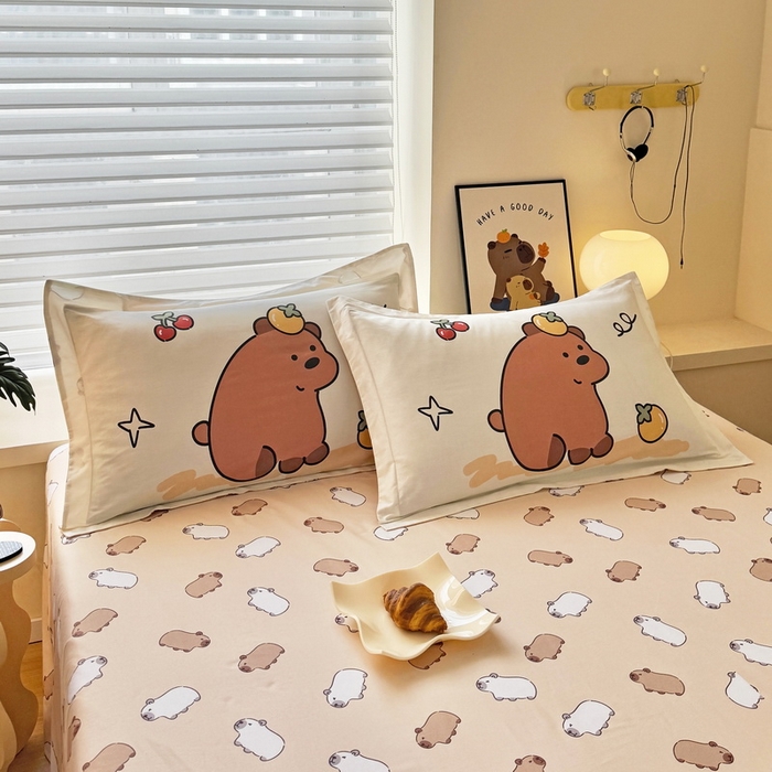 91家纺网 家纺一手货源 找家纺 蘭菲家纺 2025新款全棉大版卡皮巴拉系列四件套 豚世界