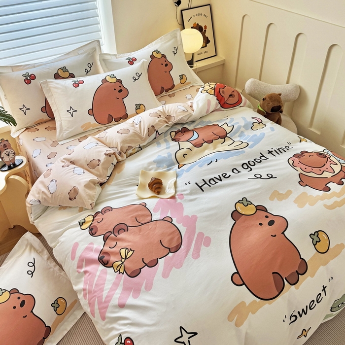 91家纺网 家纺一手货源 找家纺 蘭菲家纺 2025新款全棉大版卡皮巴拉系列四件套 豚世界