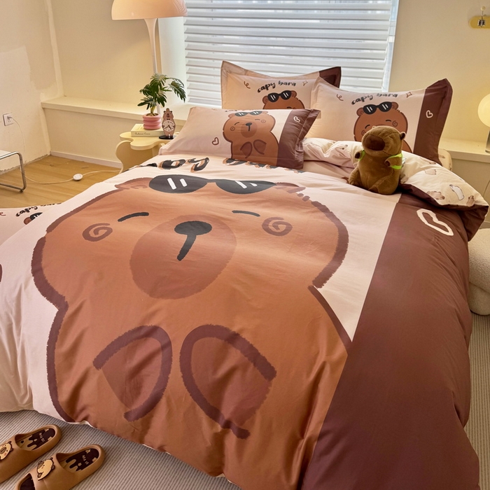 91家纺网 家纺一手货源 找家纺 蘭菲家纺 2025新款全棉大版卡皮巴拉系列四件套 皮小蛋