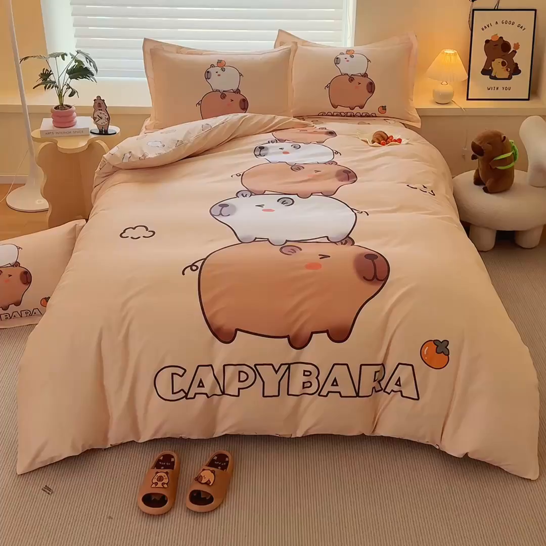 91家纺网 家纺一手货源 找家纺 蘭菲家纺 2025新款全棉大版卡皮巴拉系列四件套 沉浸式