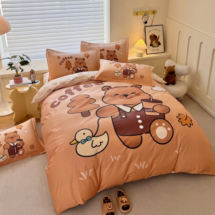 91家纺网 家纺一手货源 找家纺 蘭菲家纺 2025新款全棉大版卡皮巴拉系列四件套 拉小鸭