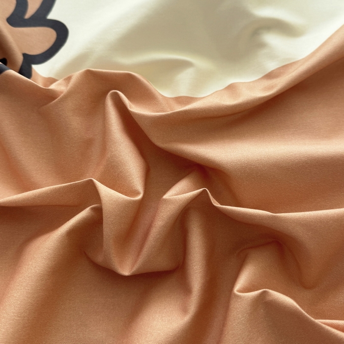 91家纺网 家纺一手货源 找家纺 蘭菲家纺 2025新款全棉大版卡皮巴拉系列四件套 熊巴拉