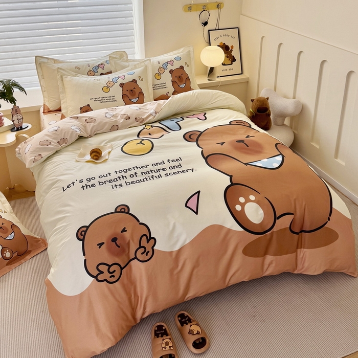 91家纺网 家纺一手货源 找家纺 蘭菲家纺 2025新款全棉大版卡皮巴拉系列四件套 熊巴拉