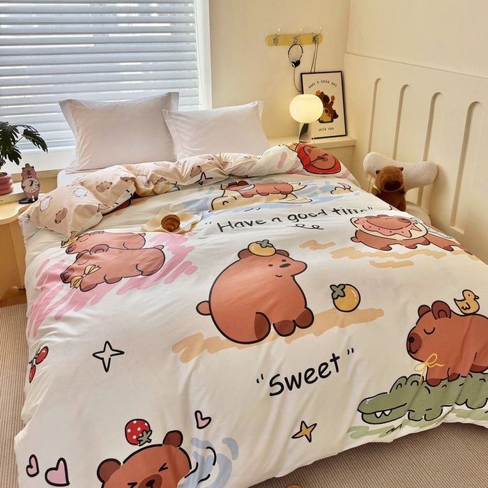 91家纺网 家纺一手货源 找家纺 蘭菲家纺 2025新款全棉大版卡皮巴拉系列单品被套 豚世界