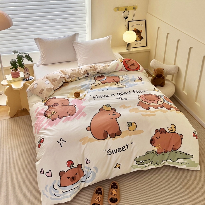 91家纺网 家纺一手货源 找家纺 蘭菲家纺 2025新款全棉大版卡皮巴拉系列单品被套 豚世界