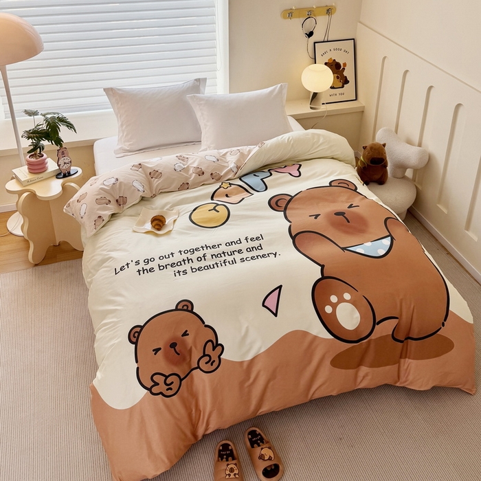 91家纺网 家纺一手货源 找家纺 蘭菲家纺 2025新款全棉大版卡皮巴拉系列单品被套 熊巴拉