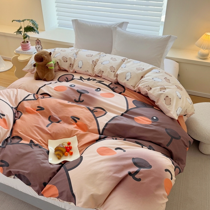 91家纺网 家纺一手货源 找家纺 蘭菲家纺 2025新款全棉大版卡皮巴拉系列单品被套 豚一家