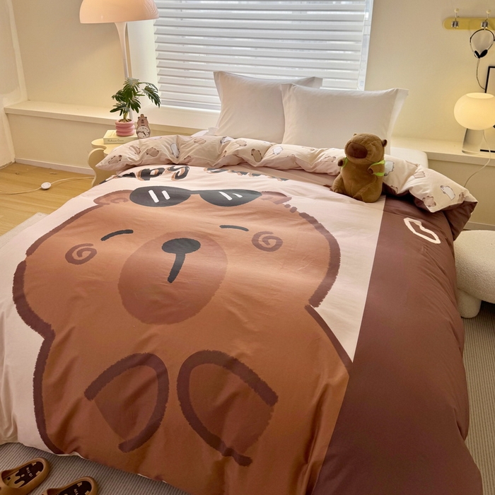 91家纺网 家纺一手货源 找家纺 蘭菲家纺 2025新款全棉大版卡皮巴拉系列单品被套 皮小蛋