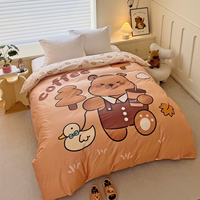 91家纺网 家纺一手货源 找家纺 蘭菲家纺 2025新款全棉大版卡皮巴拉系列单品被套 拉小鸭