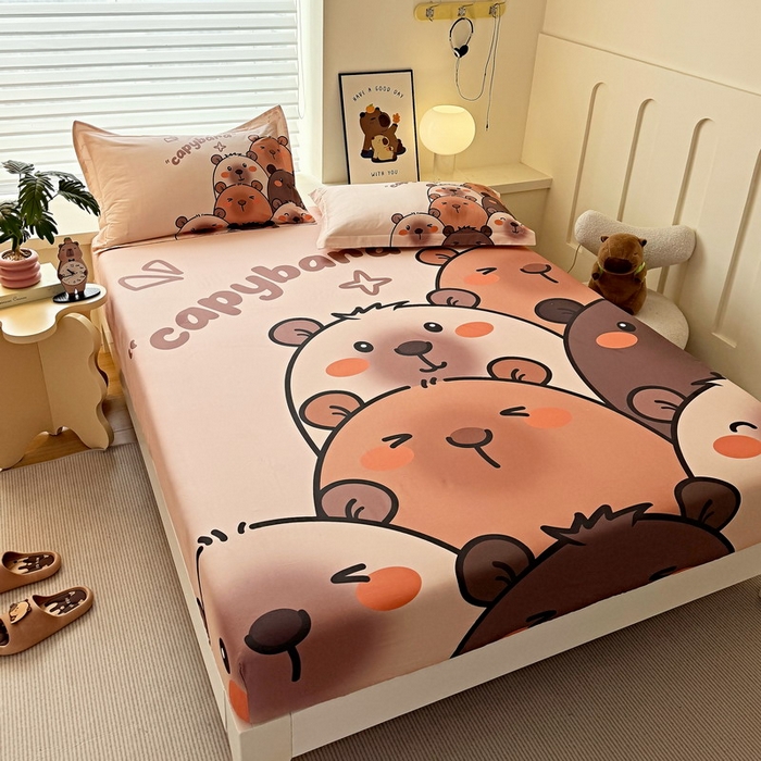 91家纺网 家纺一手货源 找家纺 蘭菲家纺 2025新款全棉大版卡皮巴拉系列单品床笠 豚一家