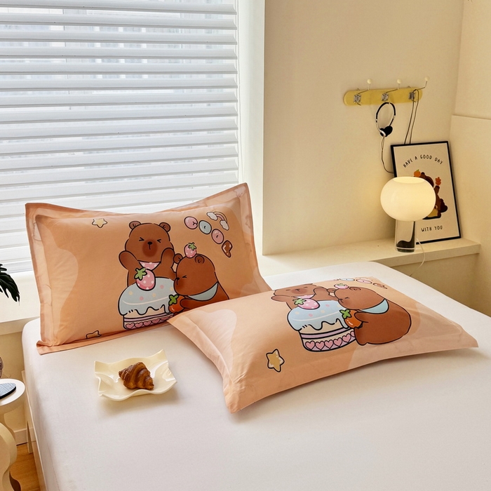 91家纺网 家纺一手货源 找家纺 （总）蘭菲家纺 2025新款全棉大版卡皮巴拉系列单品枕套