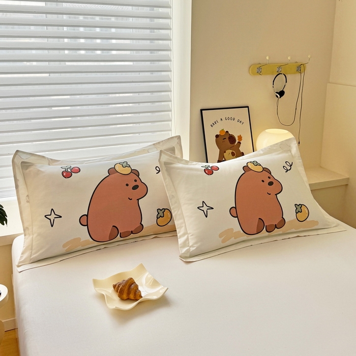 91家纺网 家纺一手货源 找家纺 蘭菲家纺 2025新款全棉大版卡皮巴拉系列单品枕套 豚世界