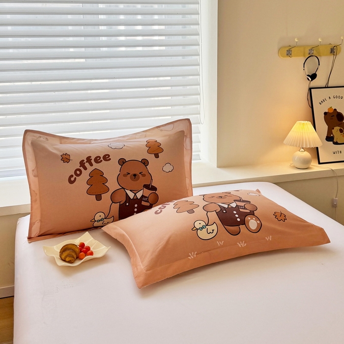 91家纺网 家纺一手货源 找家纺 蘭菲家纺 2025新款全棉大版卡皮巴拉系列单品枕套 拉小鸭