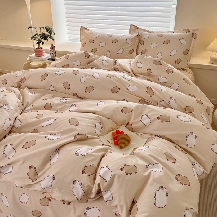 91家纺网 家纺一手货源 找家纺 蘭菲家纺 2025新款全棉小版卡皮巴拉系列四件套 小奶豚