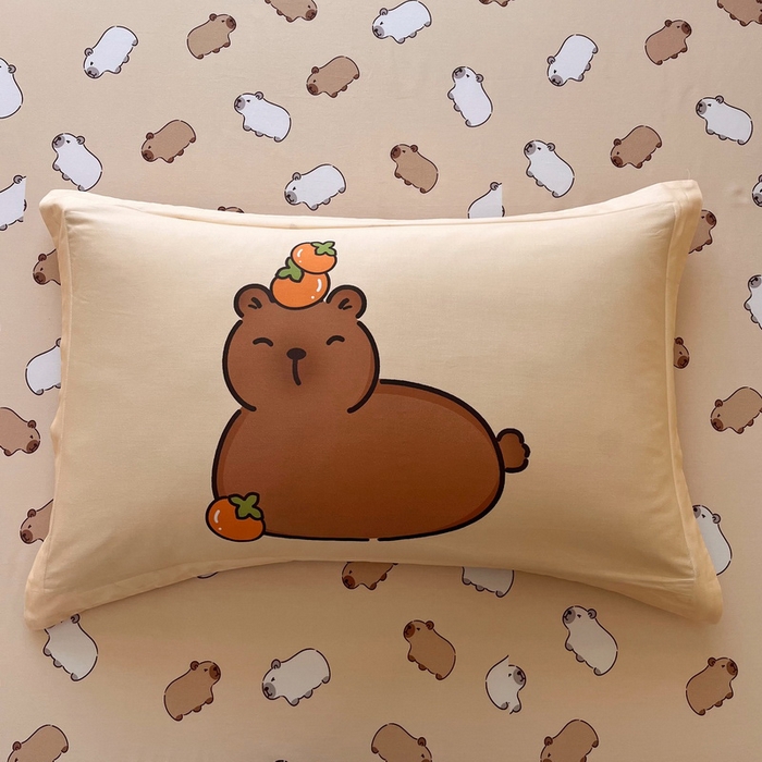 91家纺网 家纺一手货源 找家纺 蘭菲家纺 2025新款全棉小版卡皮巴拉系列四件套 爱滑板