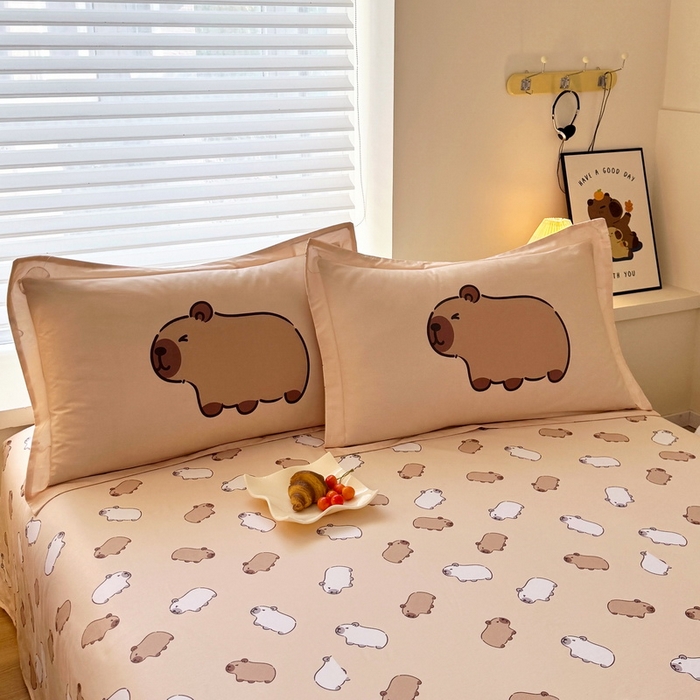 91家纺网 家纺一手货源 找家纺 蘭菲家纺 2025新款全棉小版卡皮巴拉系列四件套 卡豚