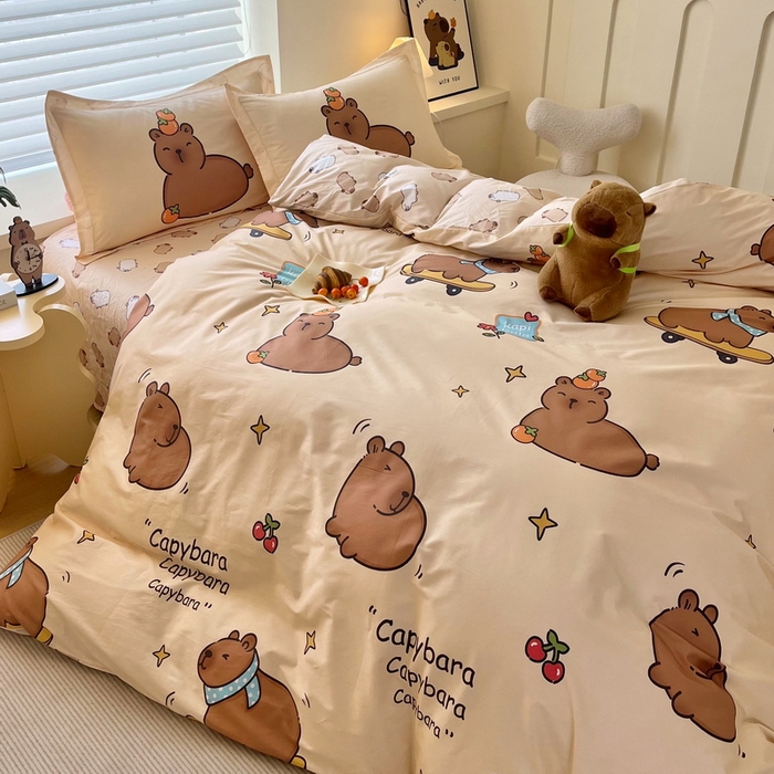 91家纺网 家纺一手货源 找家纺 蘭菲家纺 2025新款全棉小版卡皮巴拉系列四件套 爱滑板