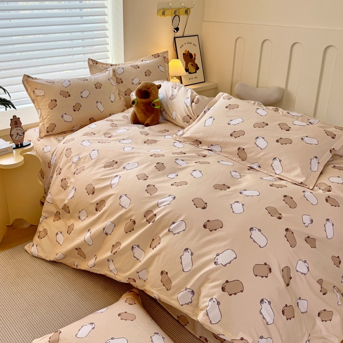 91家纺网 家纺一手货源 找家纺 蘭菲家纺 2025新款全棉小版卡皮巴拉系列四件套 小奶豚