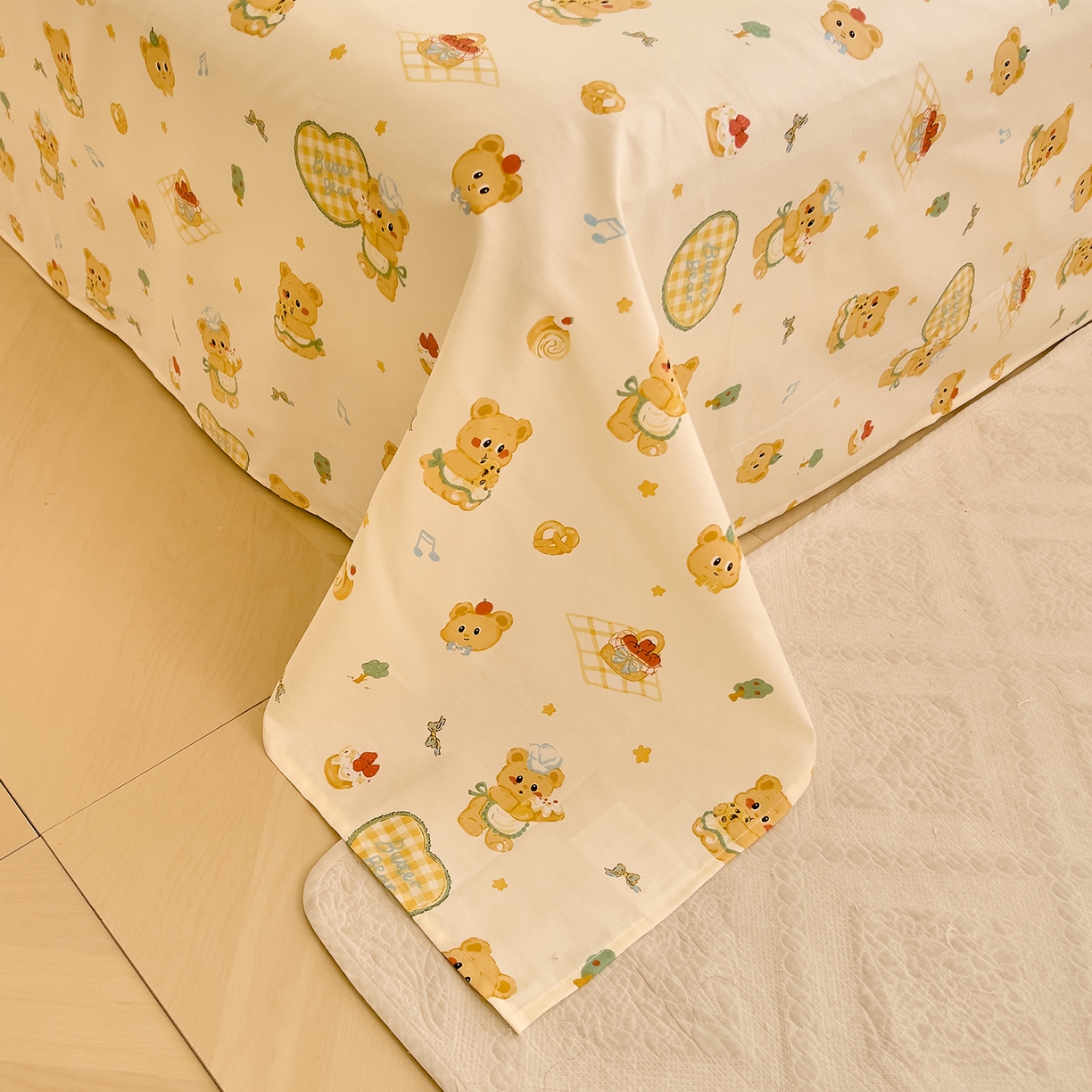 91家纺网 家纺一手货源 找家纺 DoDo 兜兜 2025新款卡通全棉纯棉小清新单品床单系列 （可定做尺寸） 围裙小熊