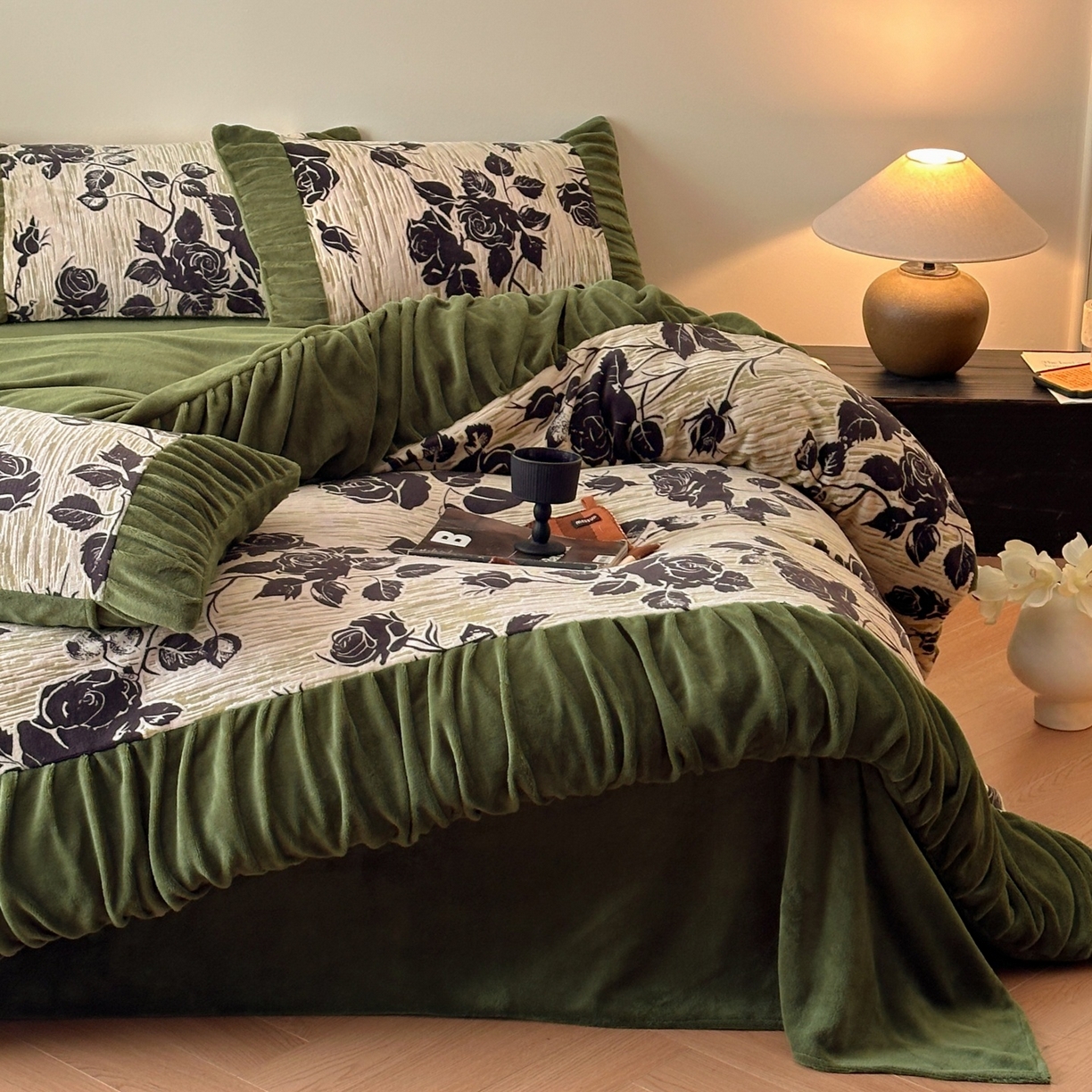 羚羊语家纺 2025新款浮雕绒轻法式牛奶绒四件套雕花绒复古ins风立体着色烂花牛奶绒提花床单三件套-香榭落叶 香榭落叶-小夜曲