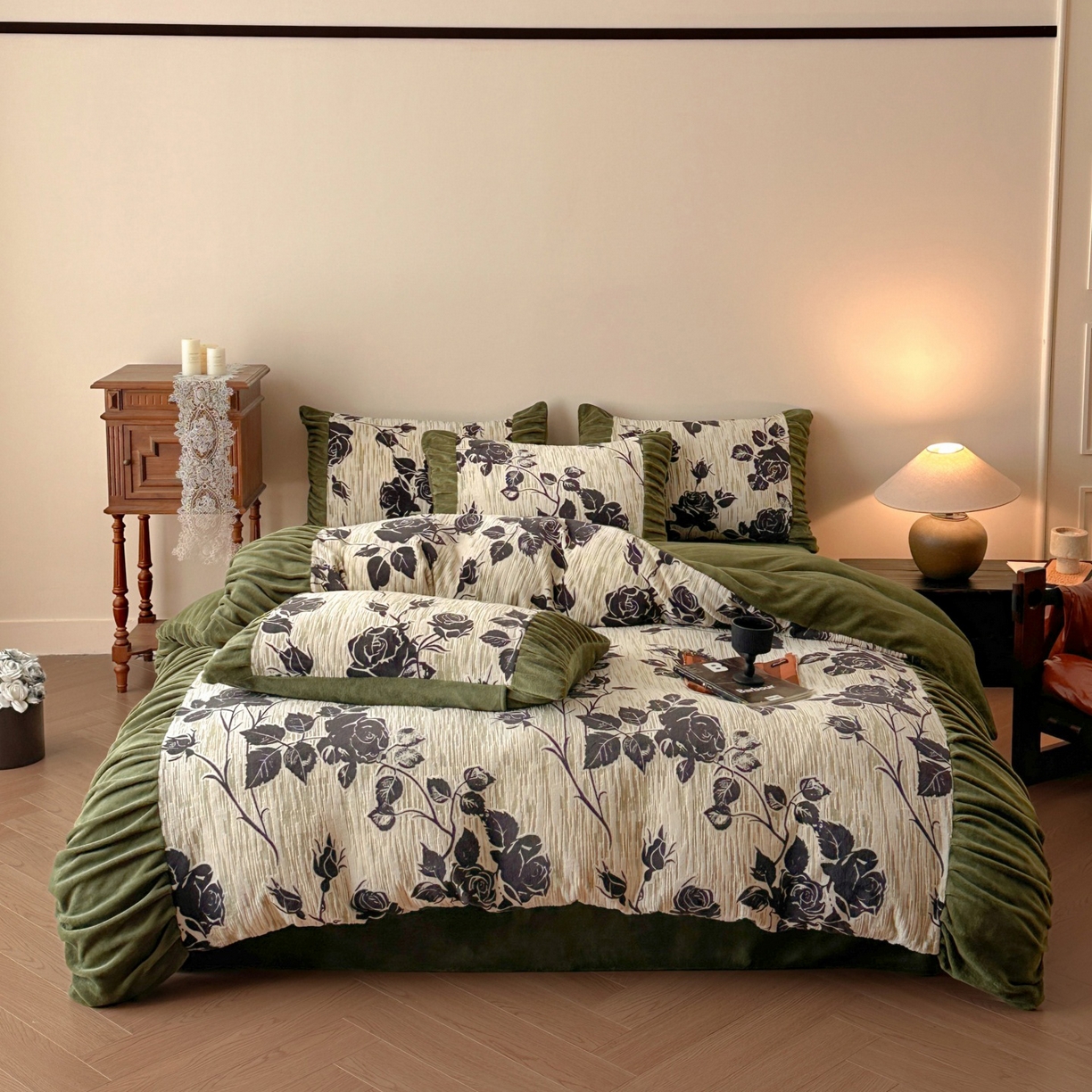 91家纺网 家纺一手货源 找家纺 羚羊语家纺 2025新款浮雕绒轻法式牛奶绒四件套雕花绒复古ins风立体着色烂花牛奶绒提花床单三件套-香榭落叶 香榭落叶-小夜曲