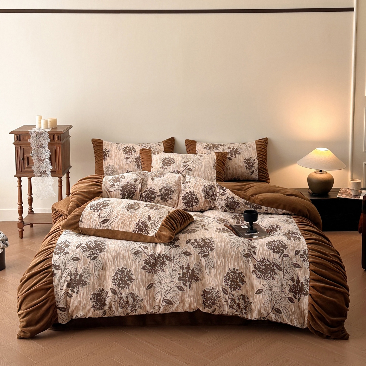 91家纺网 家纺一手货源 找家纺 羚羊语家纺 2025新款浮雕绒轻法式牛奶绒四件套雕花绒复古ins风立体着色烂花牛奶绒提花床单三件套-香榭落叶 香榭落叶-浮梦绘