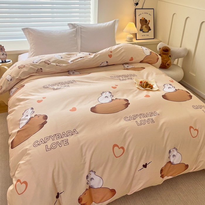 91家纺网 家纺一手货源 找家纺 蘭菲家纺 2025新款全棉小版卡皮巴拉系列单品被套 陪伴拉