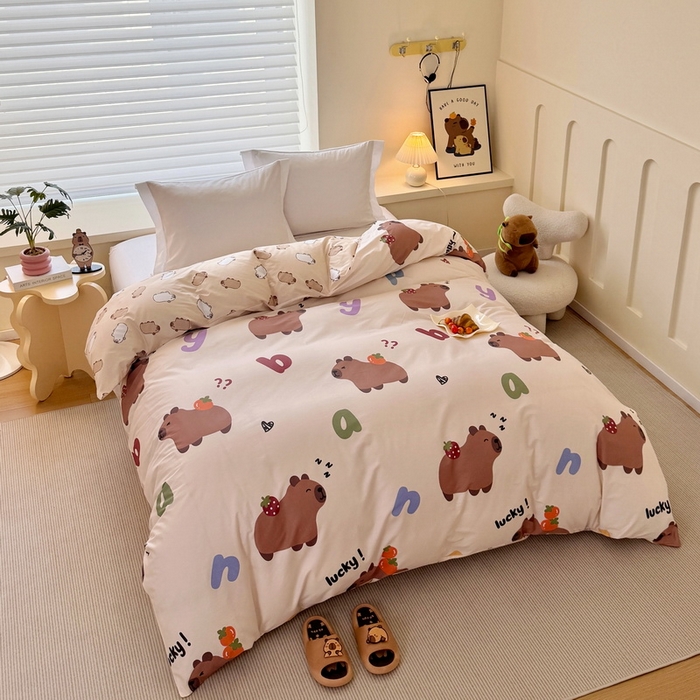 91家纺网 家纺一手货源 找家纺 蘭菲家纺 2025新款全棉小版卡皮巴拉系列单品被套 皮小萌