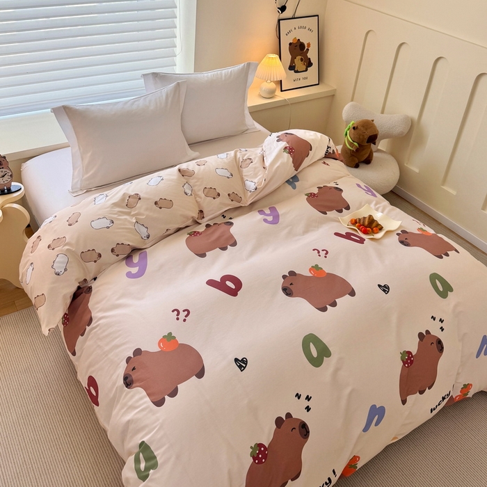 91家纺网 家纺一手货源 找家纺 蘭菲家纺 2025新款全棉小版卡皮巴拉系列单品被套 皮小萌