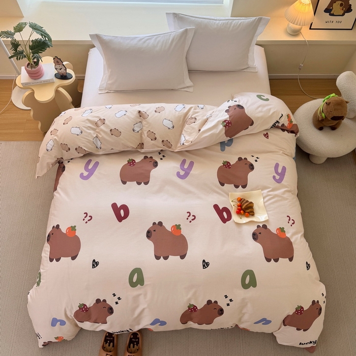 91家纺网 家纺一手货源 找家纺 蘭菲家纺 2025新款全棉小版卡皮巴拉系列单品被套 皮小萌