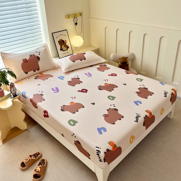 91家纺网 家纺一手货源 找家纺 蘭菲家纺 2025新款全棉小版卡皮巴拉系列单品床笠 皮小萌