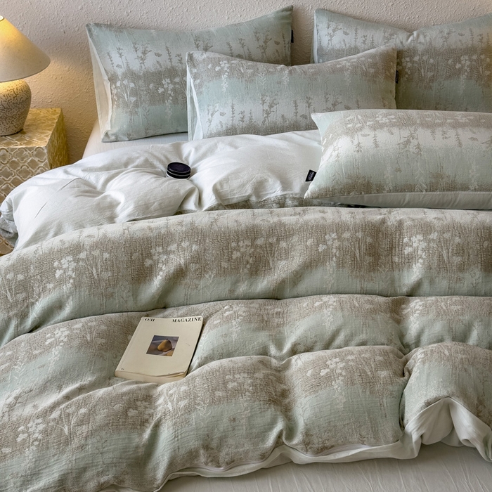 91家纺网 家纺一手货源 找家纺 席世家 2025新款空气提花四件套 花序-竹青