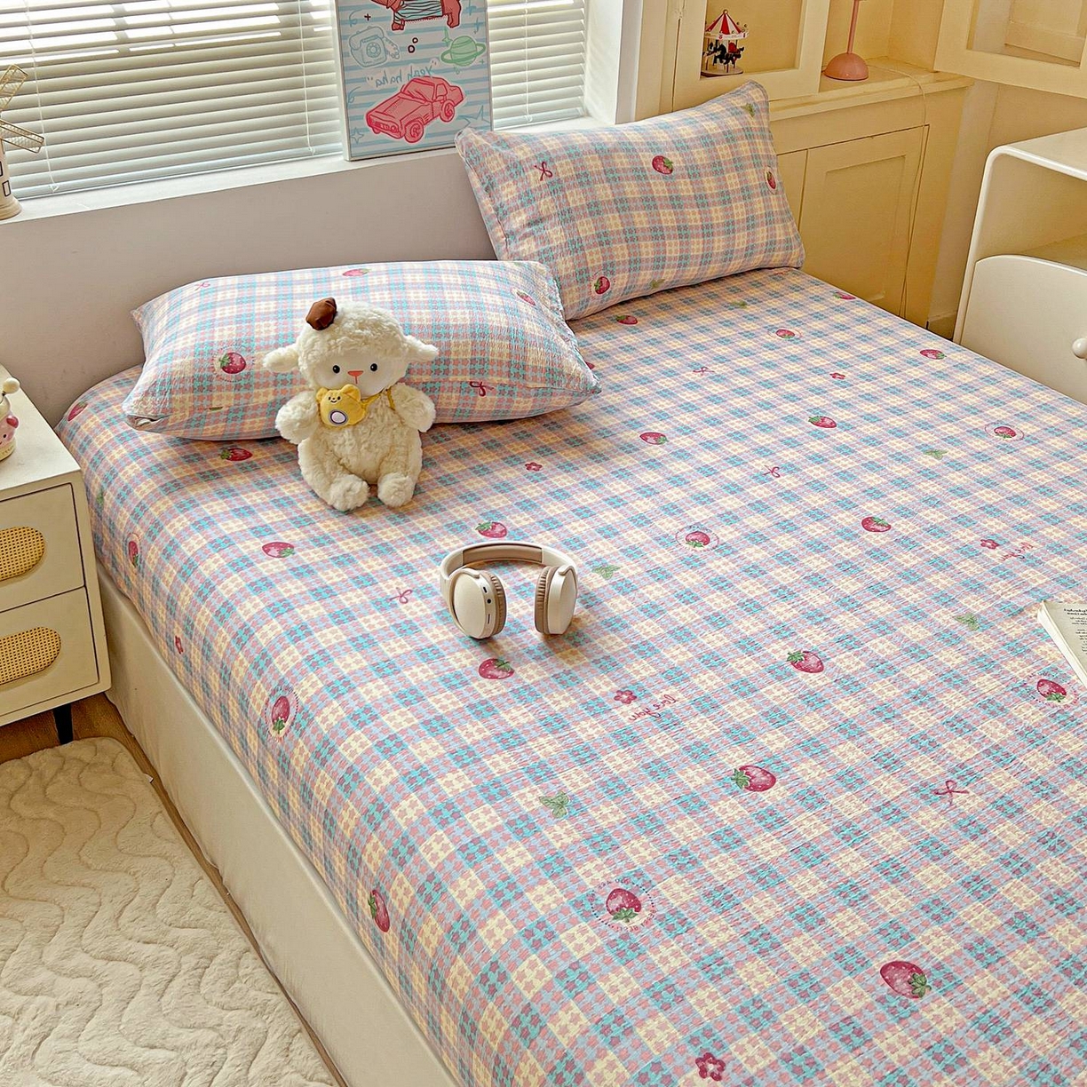 91家纺网 家纺一手货源 找家纺 Mata蔓塔家 2025新款双层纱印花系列单床笠床笠单件 有草莓的地方