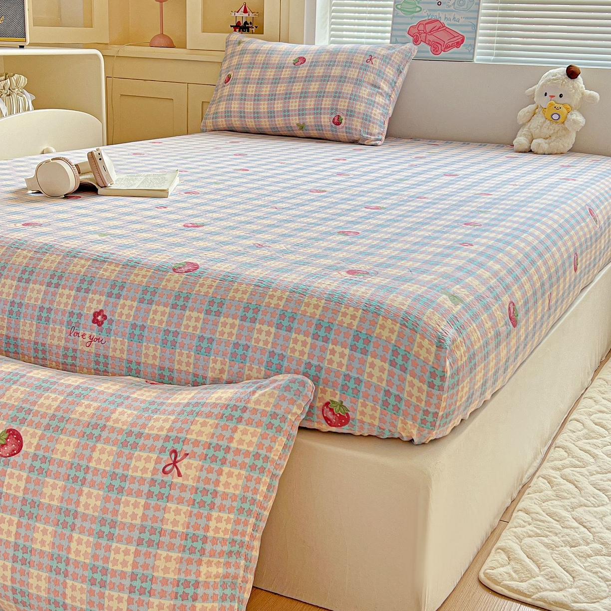 91家纺网 家纺一手货源 找家纺 Mata蔓塔家 2025新款双层纱印花系列单床笠床笠单件 有草莓的地方