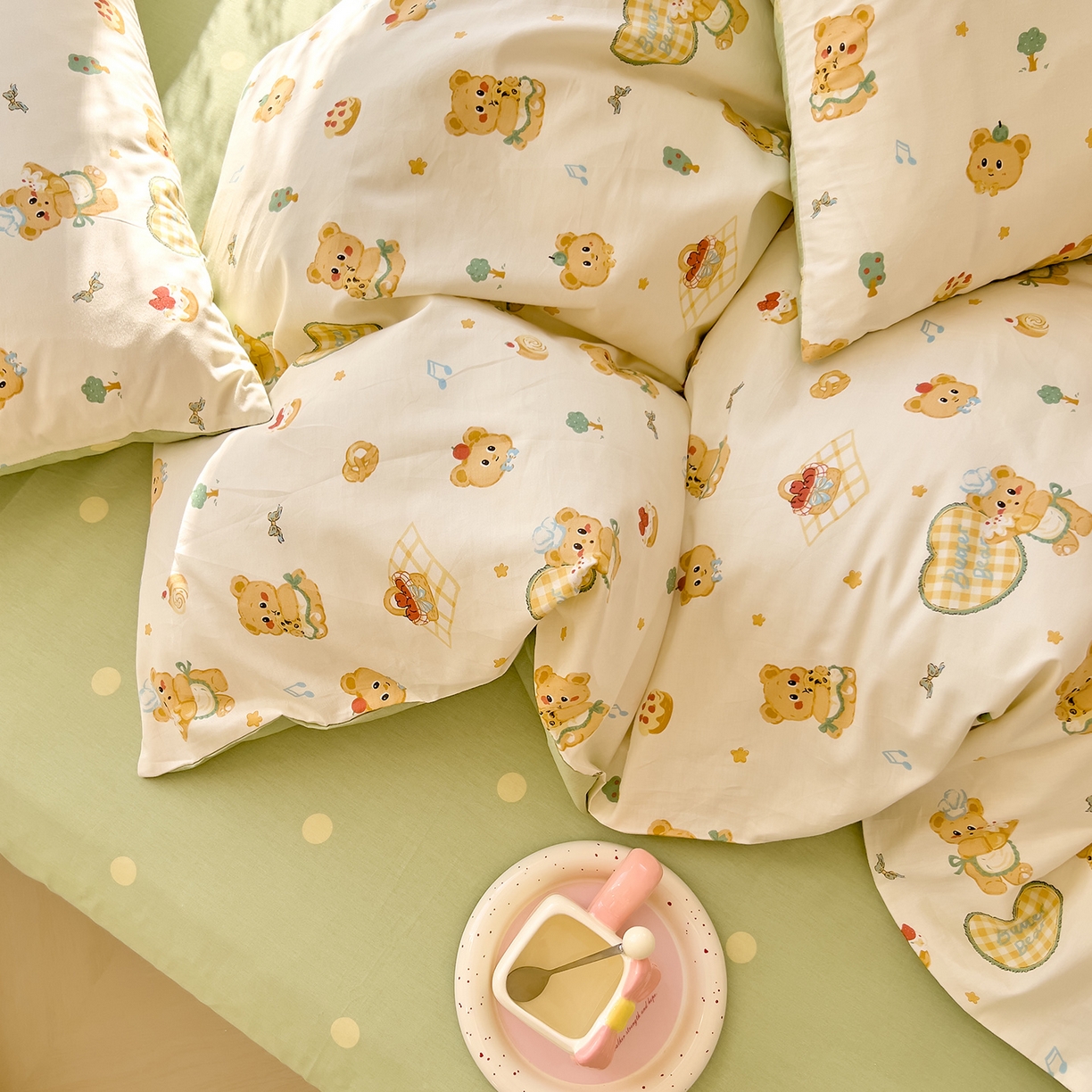 91家纺网 家纺一手货源 找家纺 DoDo 兜兜 2026新款卡通全棉纯棉小清新三四件套系列 （可定做尺寸） 围裙小熊