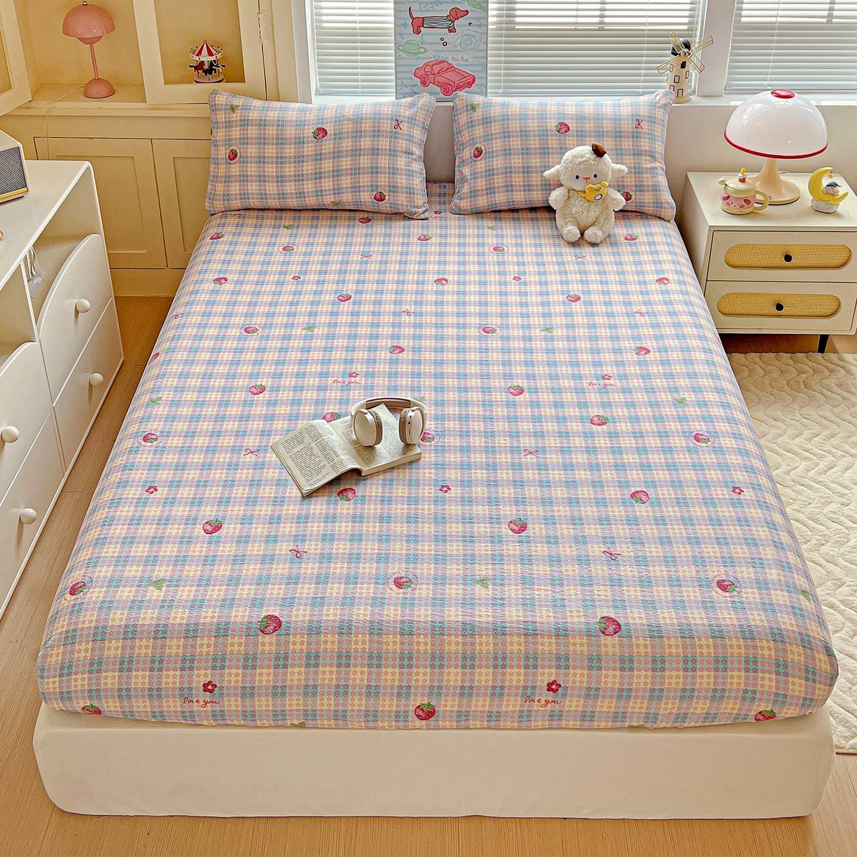 91家纺网 家纺一手货源 找家纺 Mata蔓塔家 2025新款双层纱印花系列单床笠床笠单件 有草莓的地方