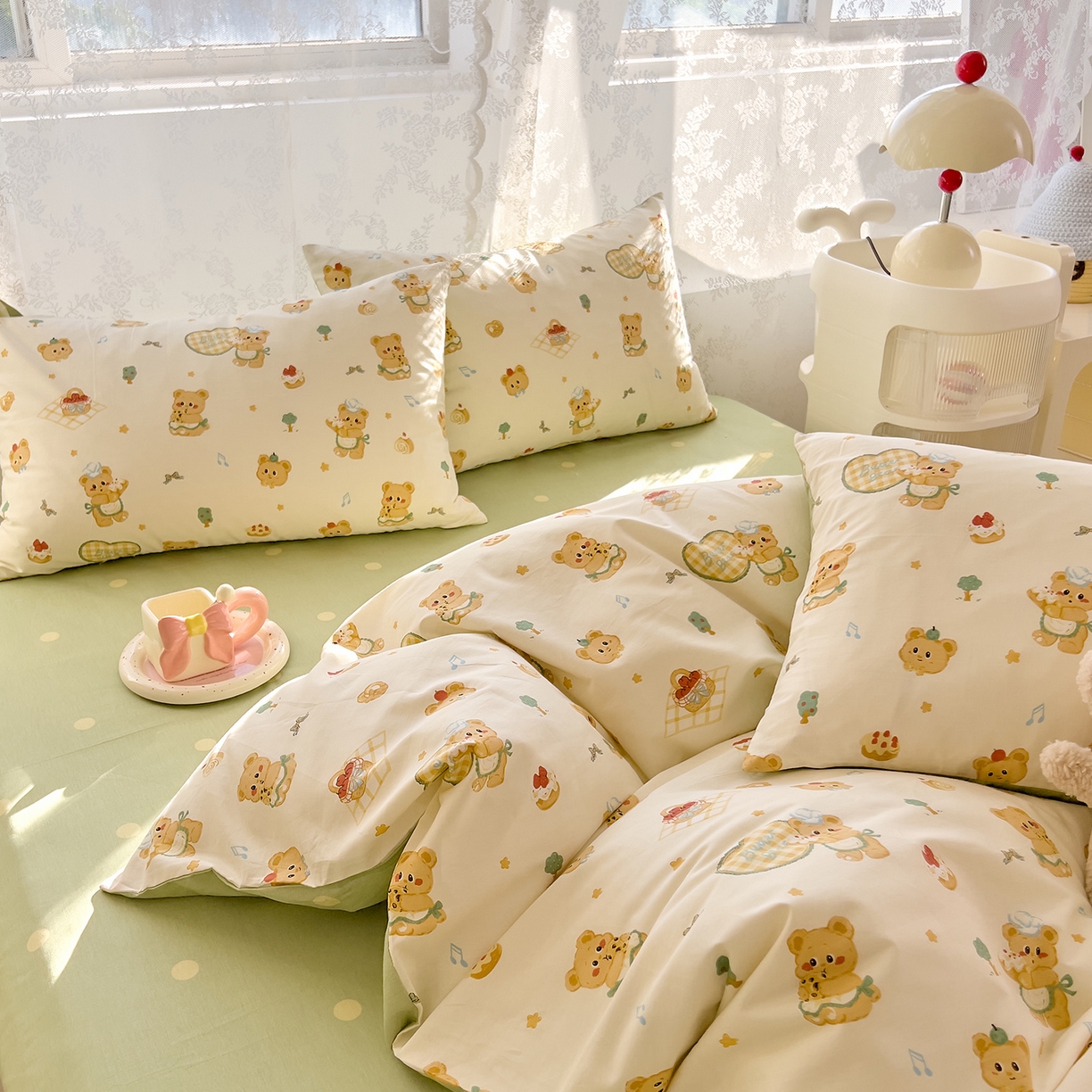 91家纺网 家纺一手货源 找家纺 DoDo 兜兜 2026新款卡通全棉纯棉小清新三四件套系列 （可定做尺寸） 围裙小熊