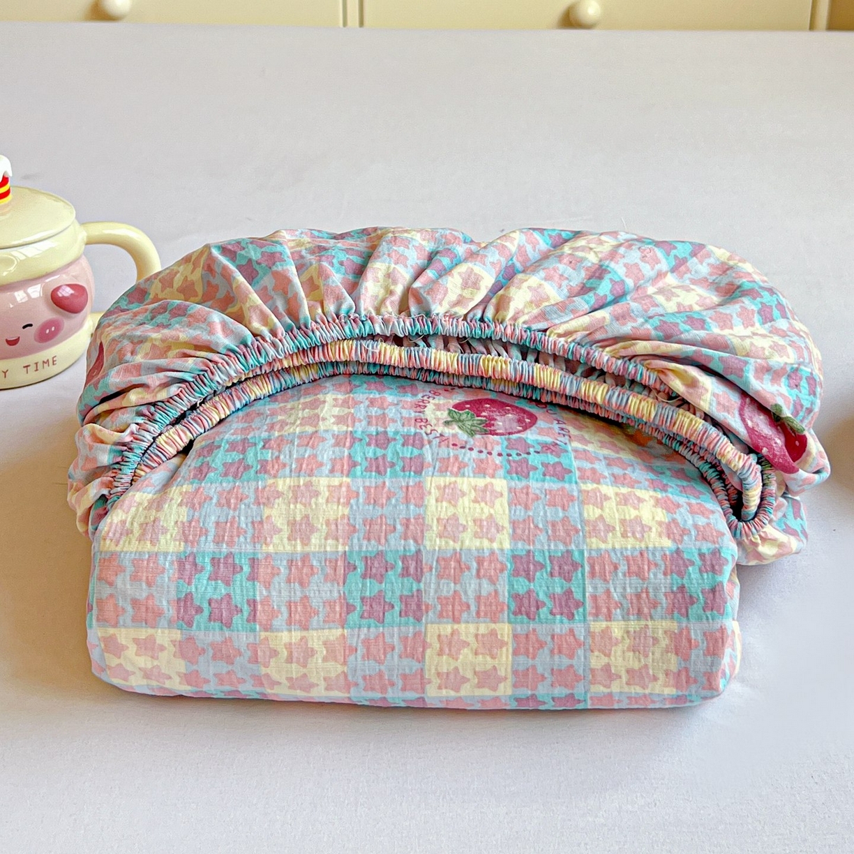 91家纺网 家纺一手货源 找家纺 Mata蔓塔家 2025新款双层纱印花系列单床笠床笠单件 有草莓的地方