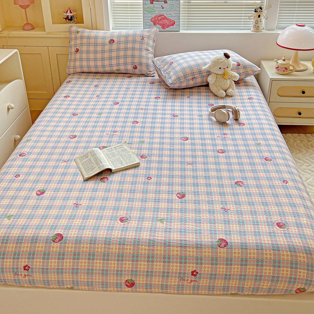 91家纺网 家纺一手货源 找家纺 Mata蔓塔家 2025新款双层纱印花系列单床笠床笠单件 有草莓的地方