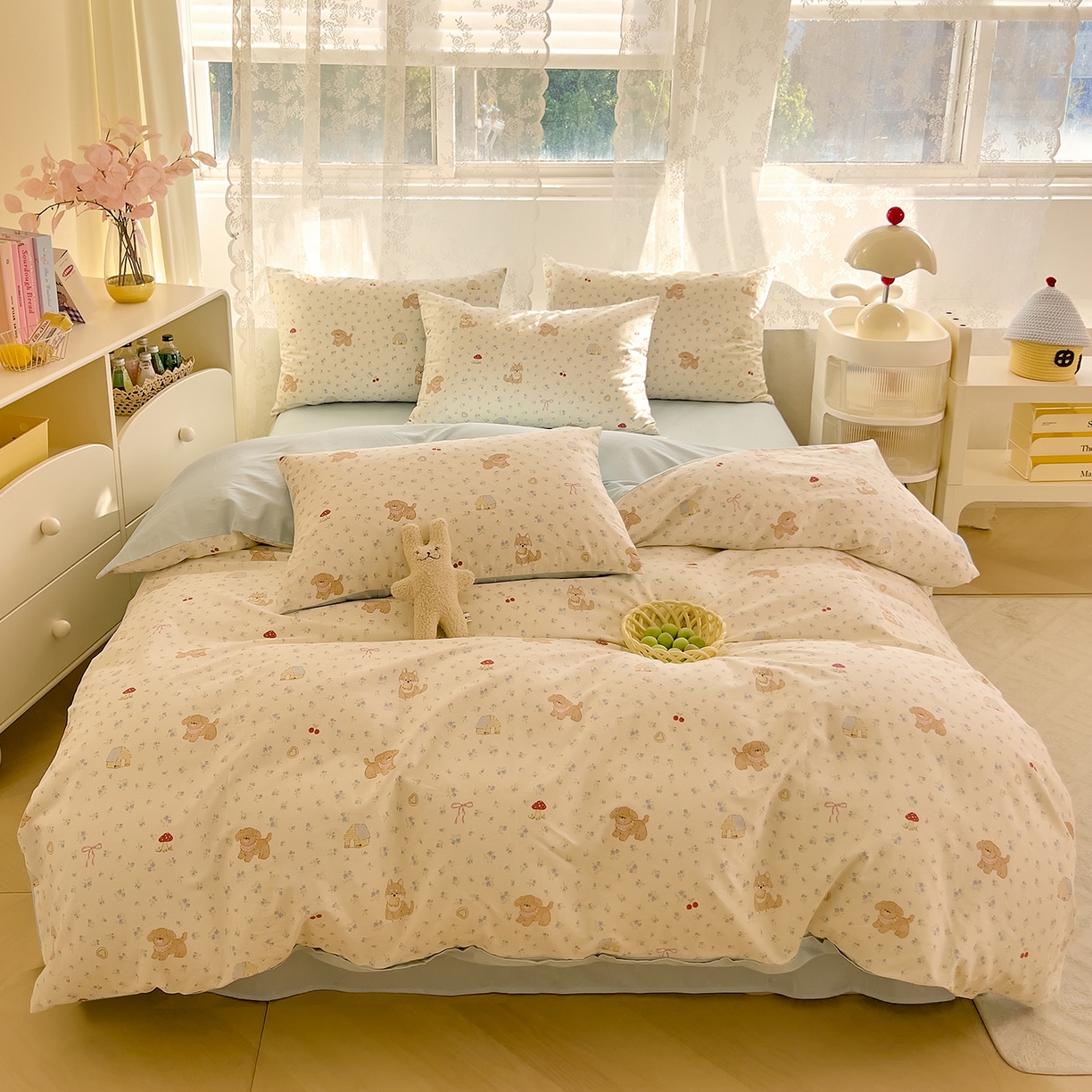 91家纺网 家纺一手货源 找家纺 DoDo 兜兜 2026新款卡通全棉纯棉小清新三四件套系列 （可定做尺寸） 蘑菇小狗