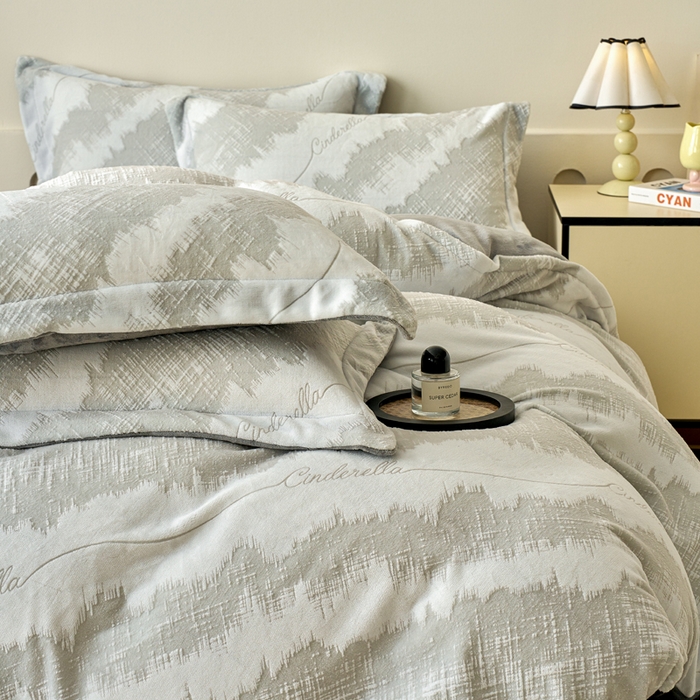 91家纺网 家纺一手货源 找家纺 （总）贝诗梦 2025新款高克重230克5D雕花牛奶绒四件套