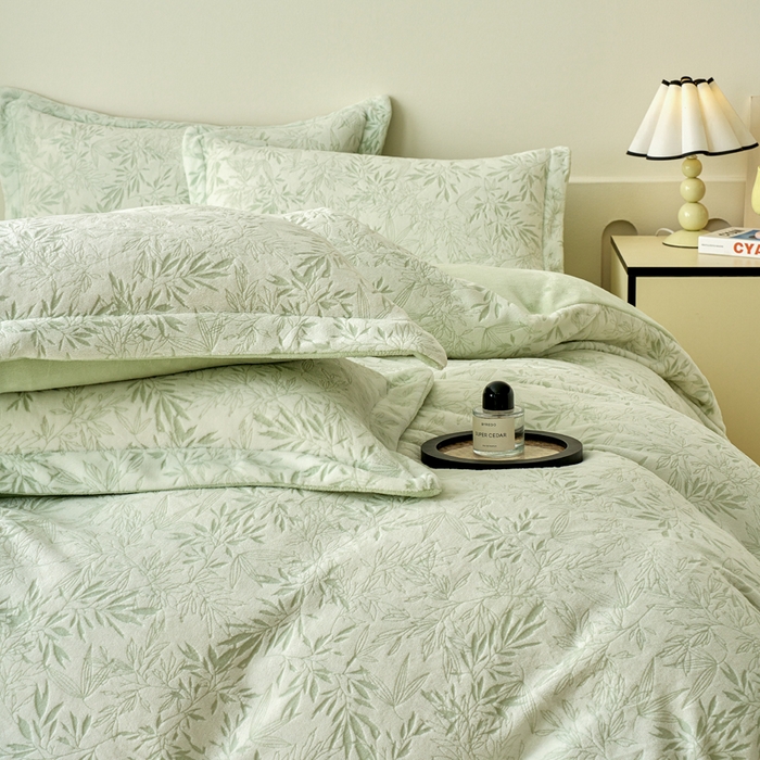 91家纺网 家纺一手货源 找家纺 贝诗梦 2025新款高克重230克5D雕花牛奶绒四件套 柳叶青