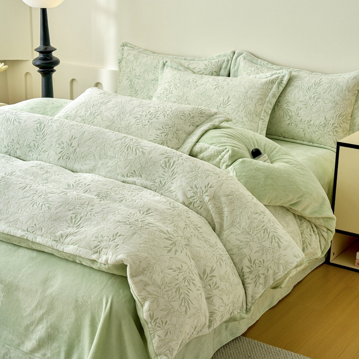 91家纺网 家纺一手货源 找家纺 贝诗梦 2025新款高克重230克5D雕花牛奶绒四件套 柳叶青