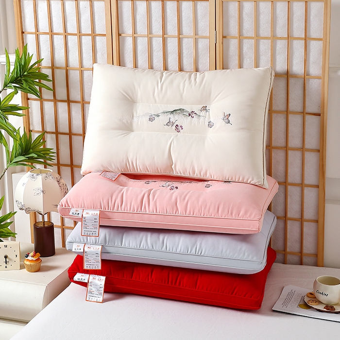 91家纺网 家纺一手货源 找家纺 云熙枕业 2025新款糯糯棉水洗舒缓护颈枕 枕头枕芯 白色低枕/对 48*74cm