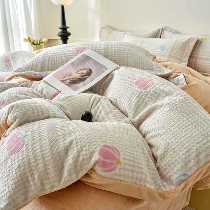 91家纺网 家纺一手货源 找家纺 贝诗梦 2025新款高克重230克5D雕花牛奶绒四件套 生活橙