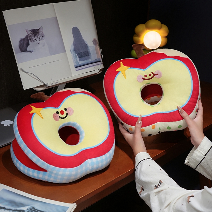 91家纺网 家纺一手货源 找家纺 仟亿莱 2025新款印花苹果华夫格双面午睡枕枕头枕芯 华夫格波点苹果