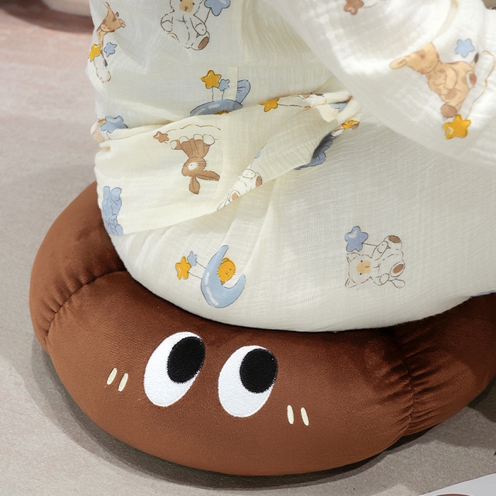 91家纺网 家纺一手货源 找家纺 仟亿莱 2025新款ins大眼果蔬墩墩坐垫 香菇墩墩