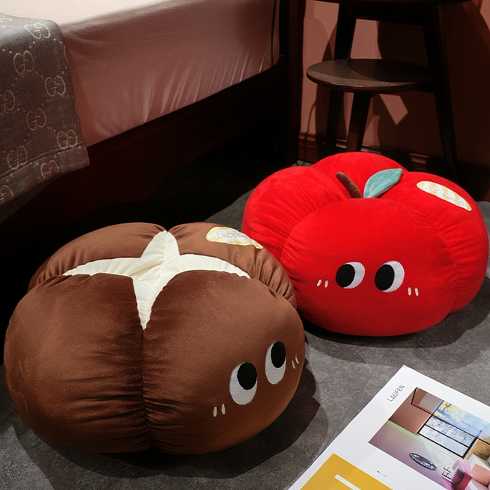 91家纺网 家纺一手货源 找家纺 仟亿莱 2025新款ins大眼果蔬墩墩坐垫 香菇墩墩