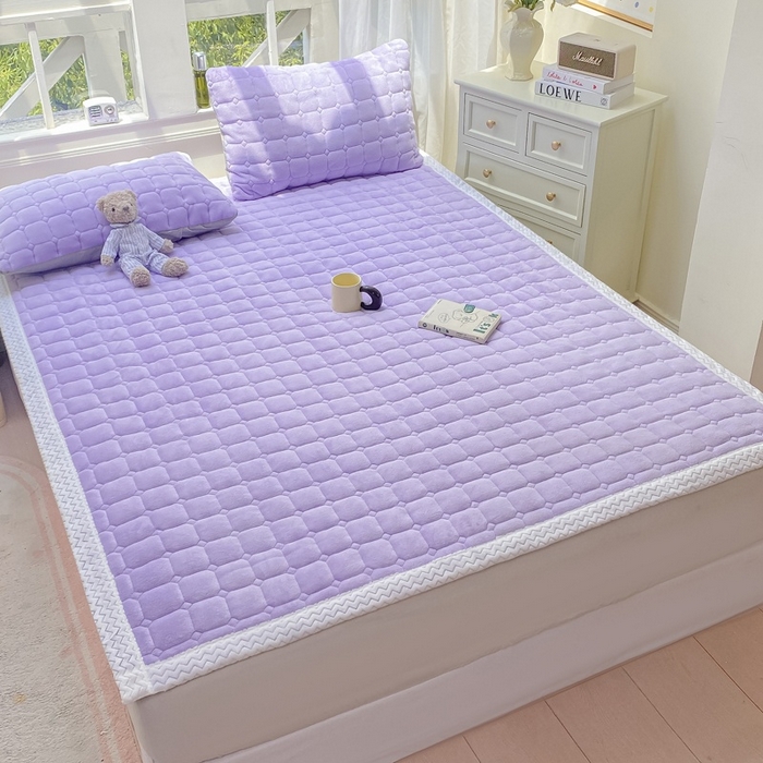 91家纺网 家纺一手货源 找家纺 2025年新款纯色牛奶绒夹棉床垫-风格一 紫色